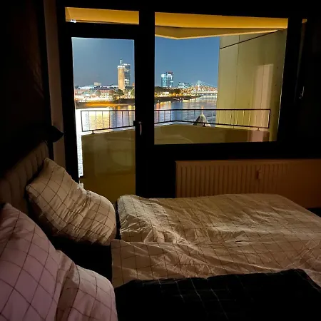 Rheinblick Appartement Cologne